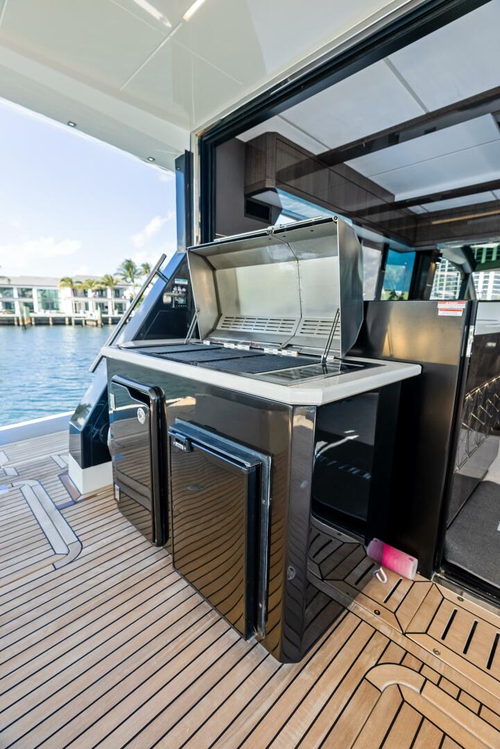 Slide: The Image of 2023 Galeon 640 Flybridge- FOOD FIGHTER- Aftdeck Grill - 5168501