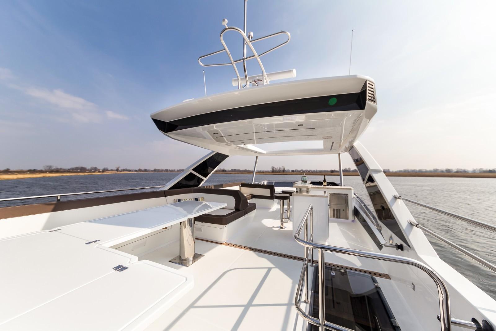 Slide: The Image of Galeon 640 FLY 2024 - 30
