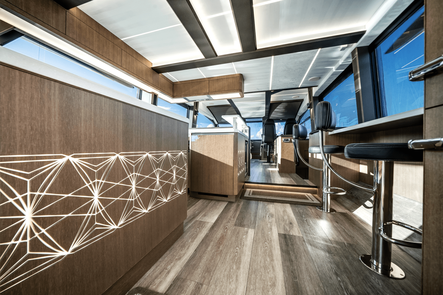 Slide: The Image of Galeon 640 FLY BRIDGE 2021 - 18