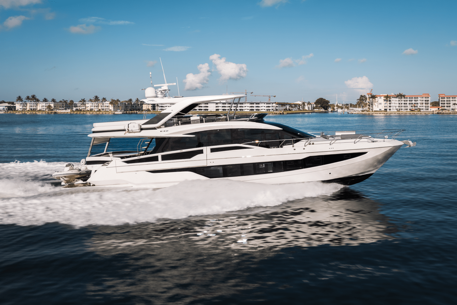 Slide: The Image of Galeon 640 FLY BRIDGE 2021 - 3