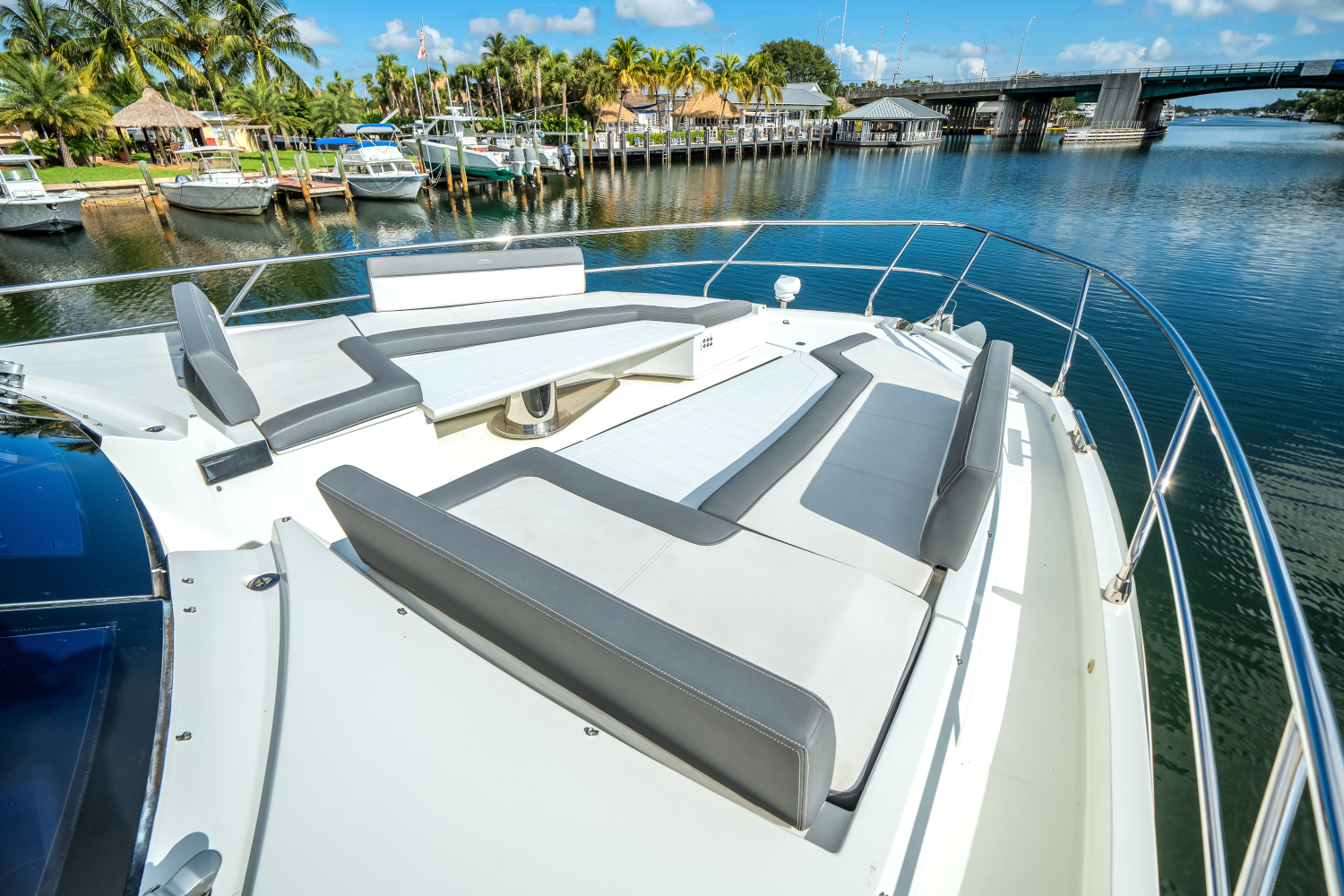 Slide: The Image of Galeon 640 FLY BRIDGE 2021 - 69