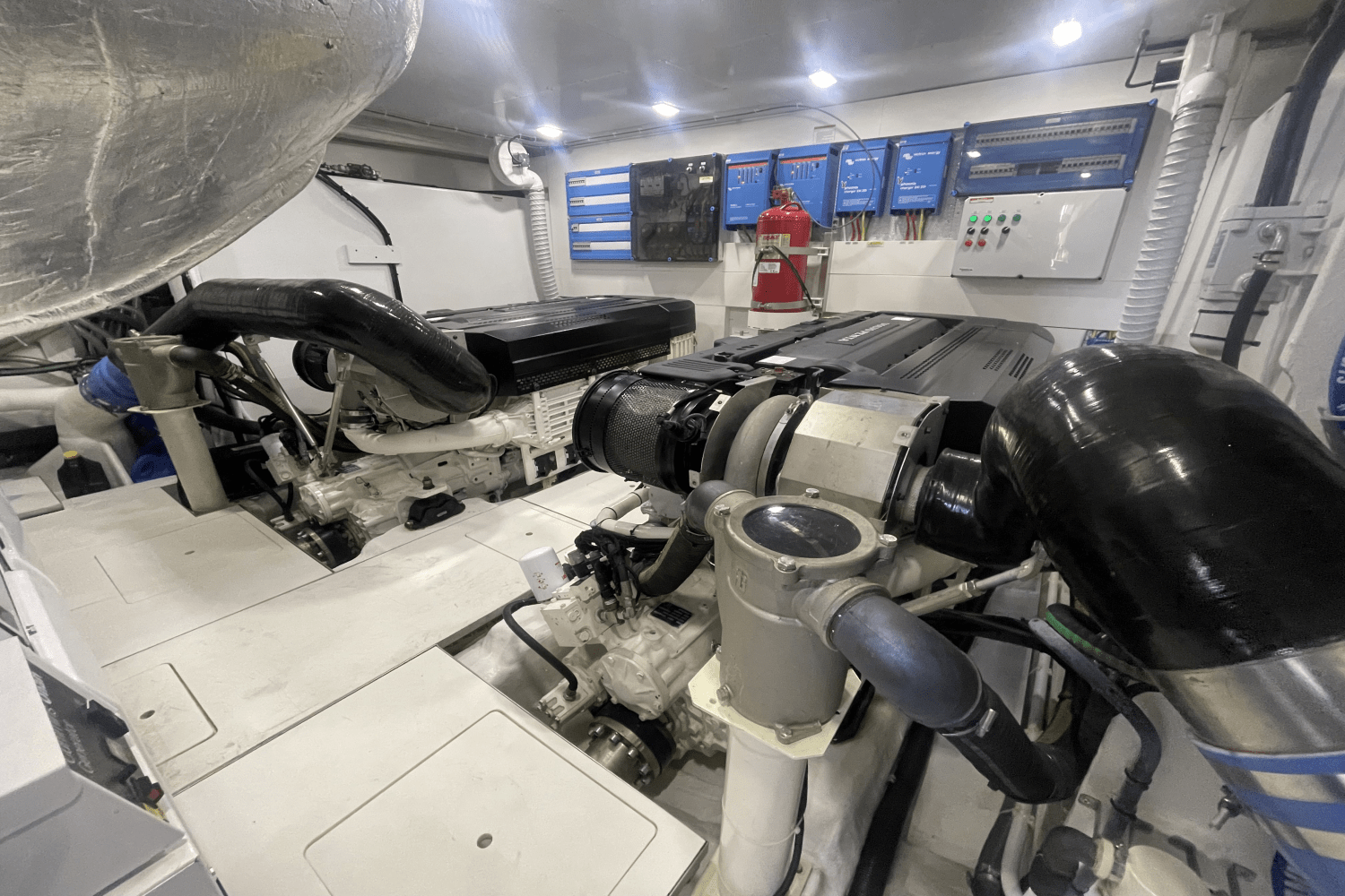 Slide: The Image of Galeon 640 FLY BRIDGE 2021 - 77