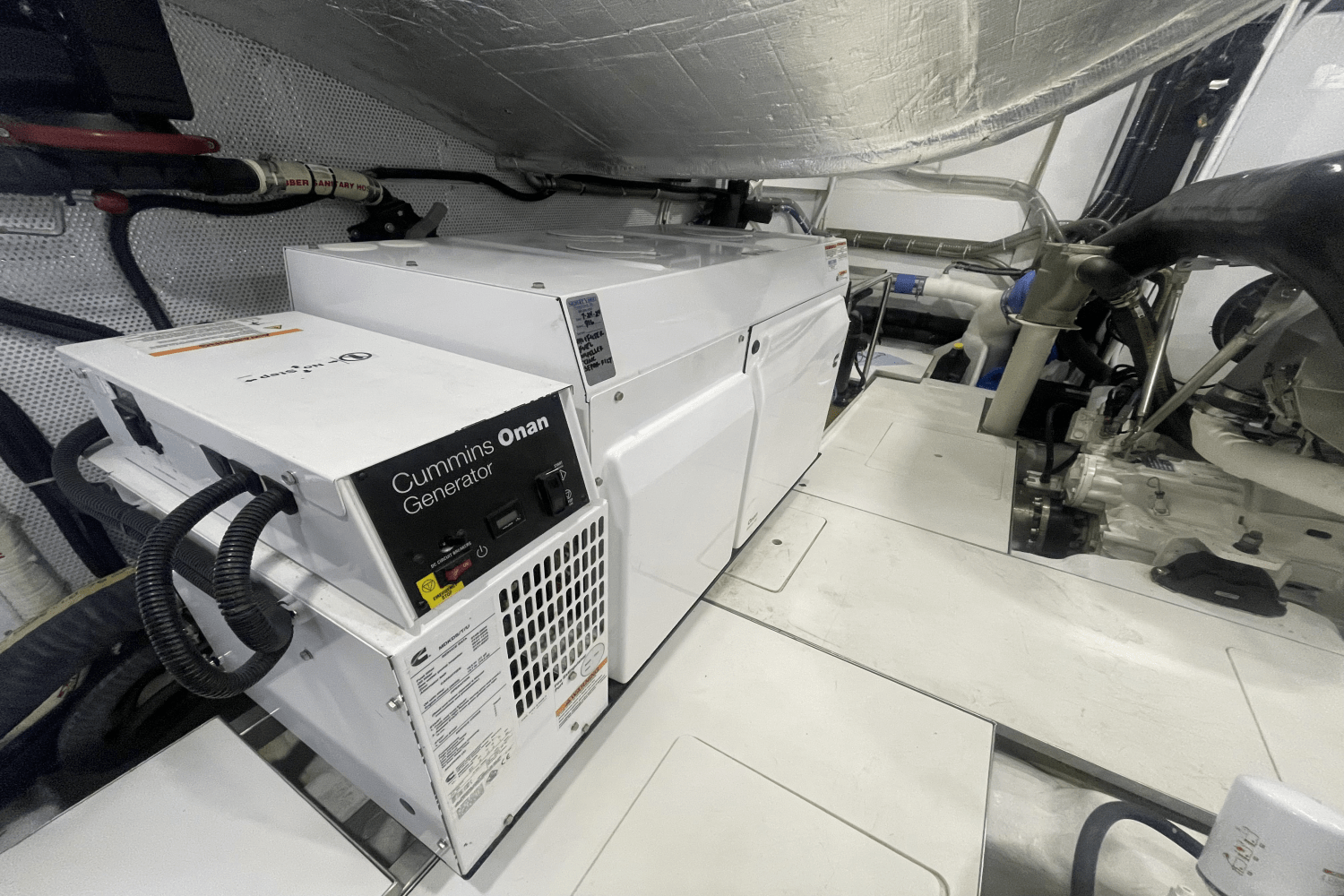 Slide: The Image of Galeon 640 FLY BRIDGE 2021 - 93