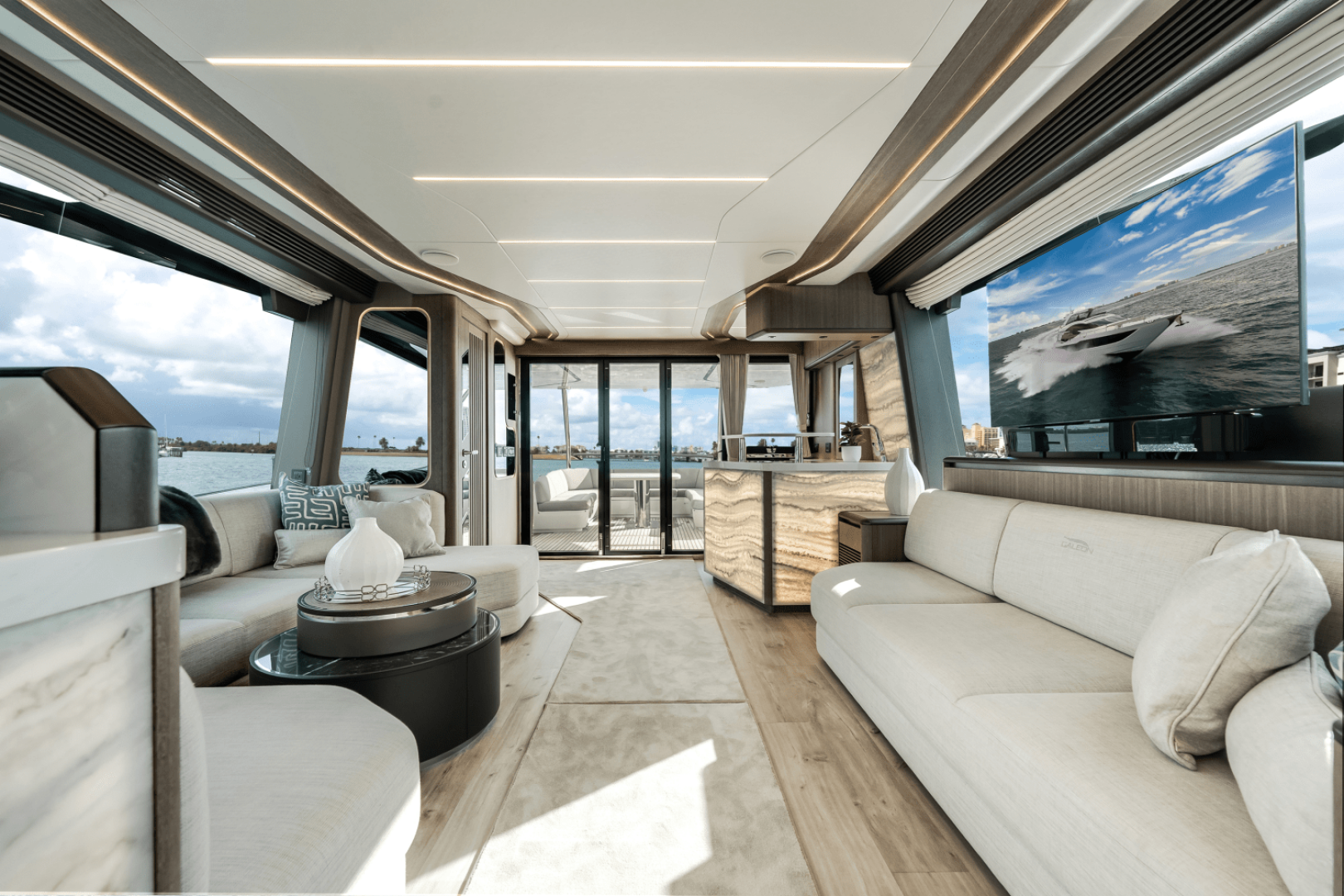 Slide: The Image of Galeon 800 FLY 2023 - 4509074