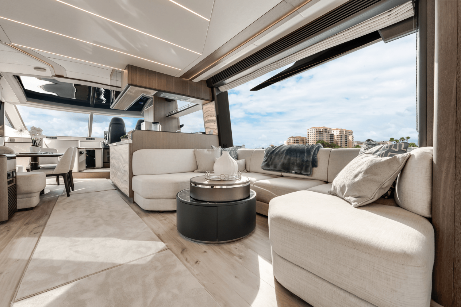 Slide: The Image of Galeon 800 FLY 2023 - 4509082