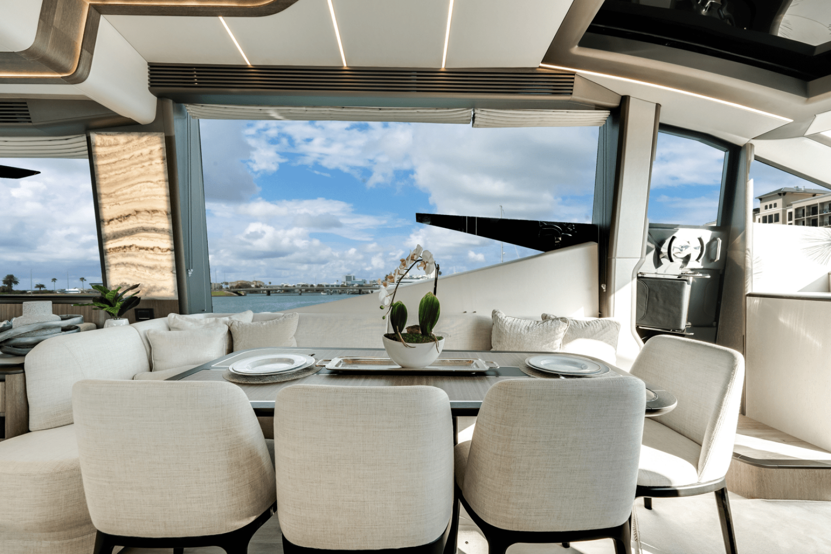Slide: The Image of Galeon 800 FLY 2023 - 4509087