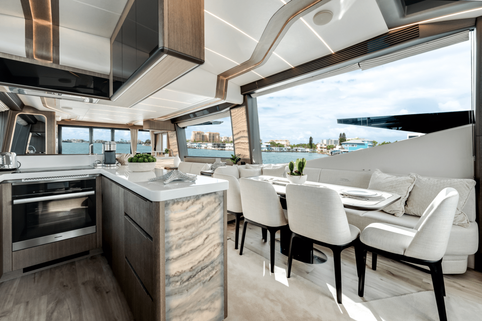 Slide: The Image of Galeon 800 FLY 2023 - 4509089