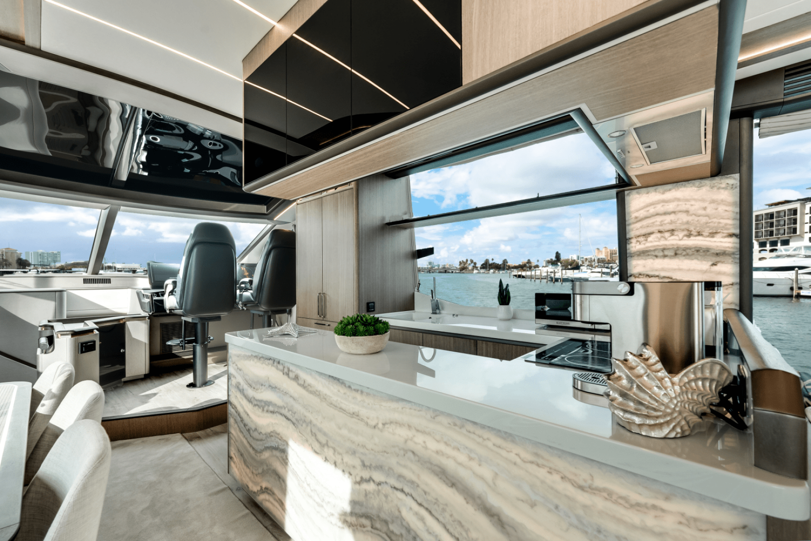 Slide: The Image of Galeon 800 FLY 2023 - 4509092