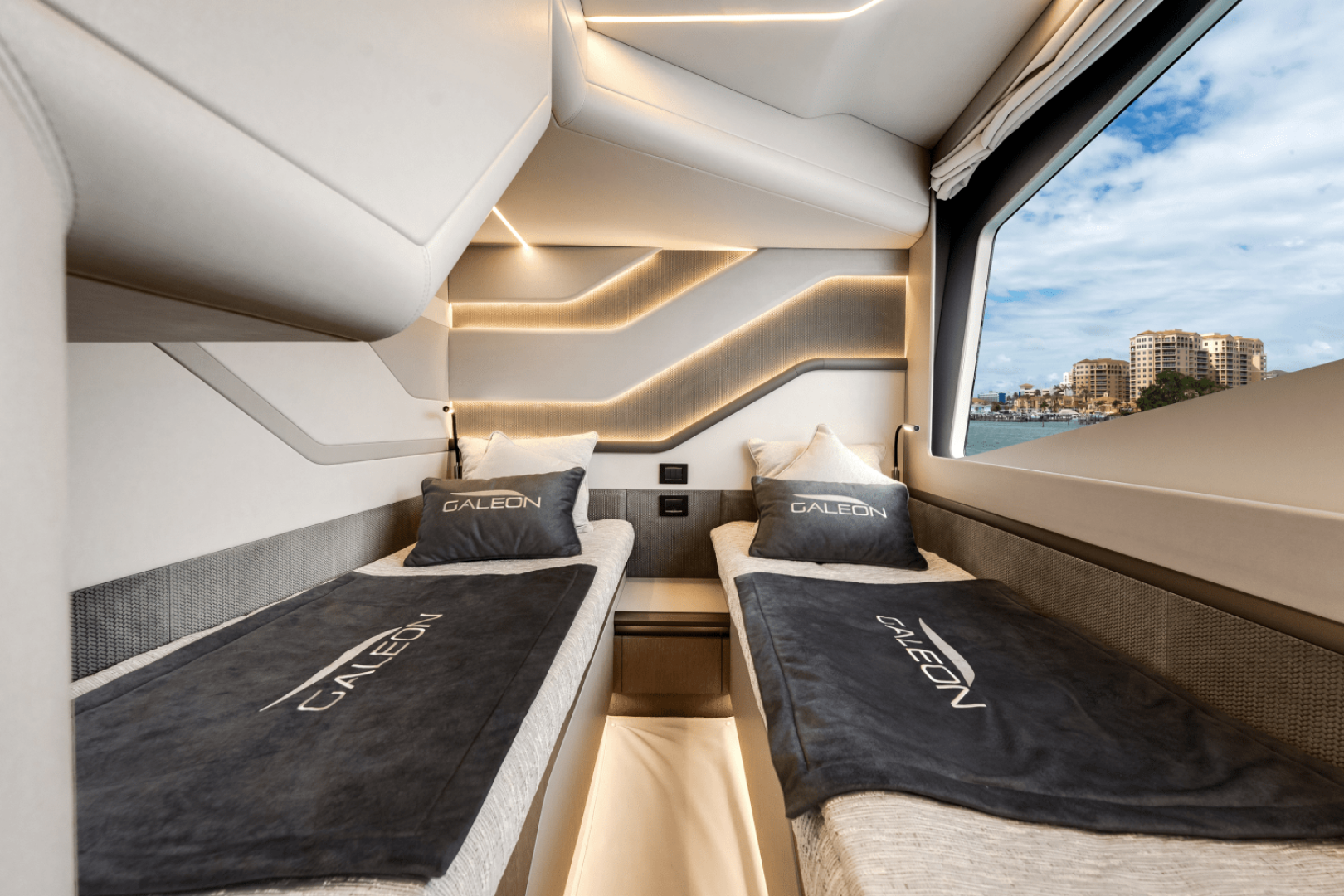 Slide: The Image of Galeon 800 FLY 2023 - 4509106