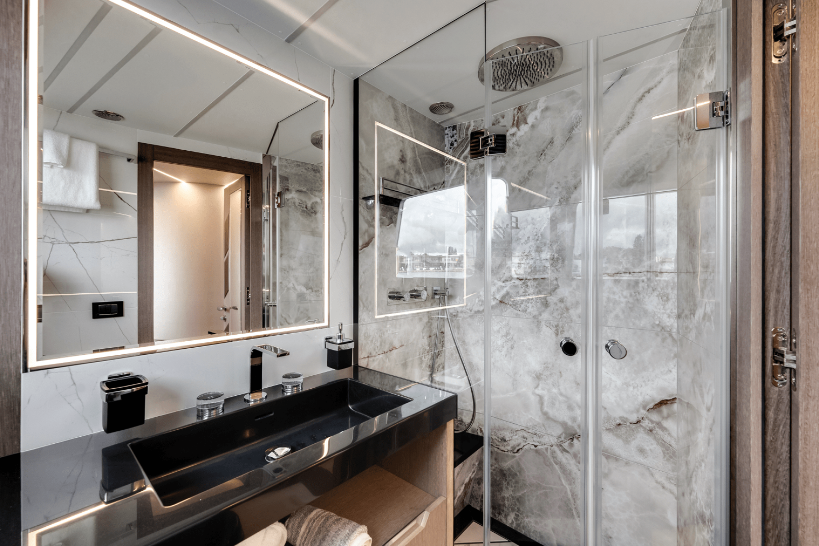 Slide: The Image of Galeon 800 FLY 2023 - 4509108