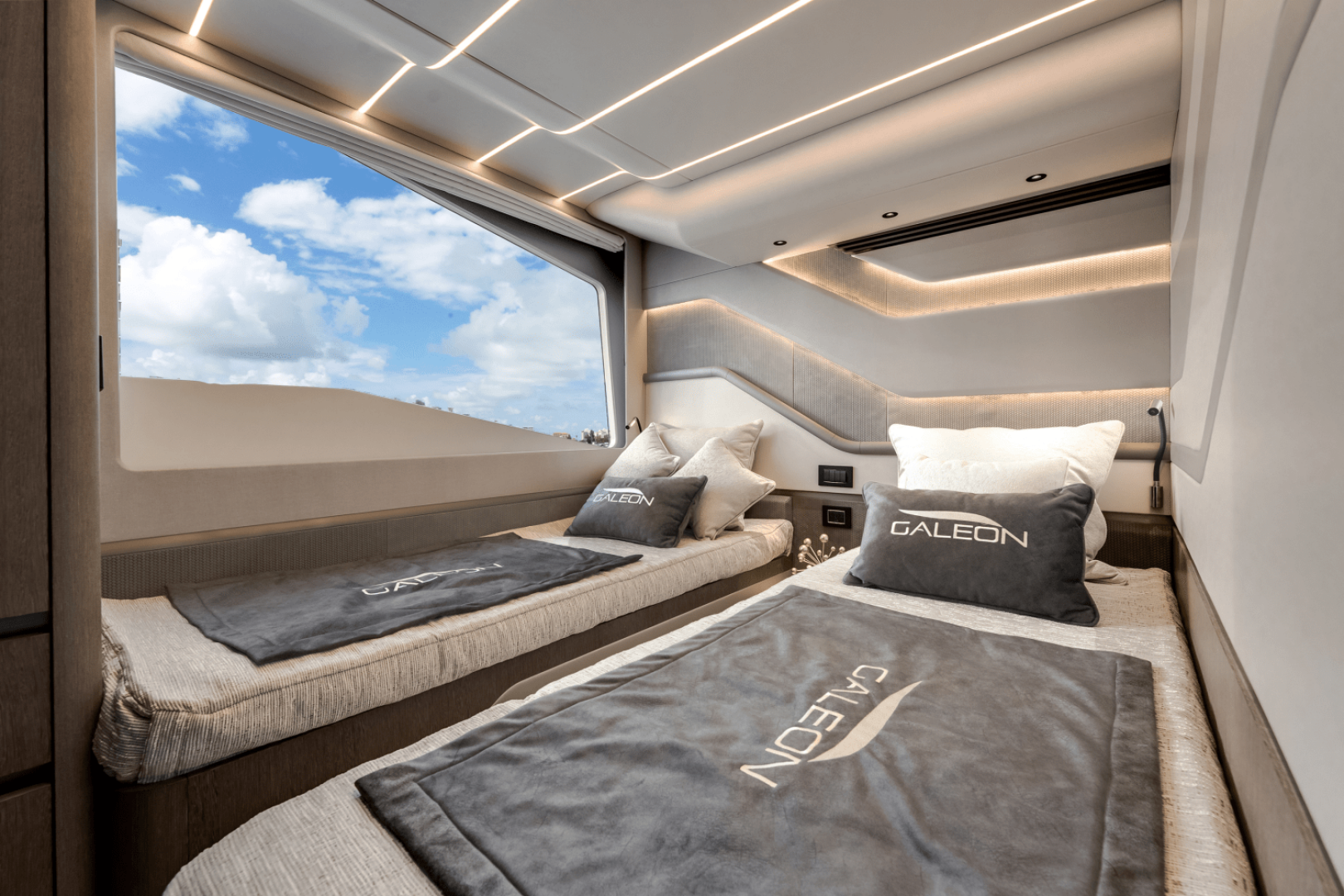Slide: The Image of Galeon 800 FLY 2023 - 4509109