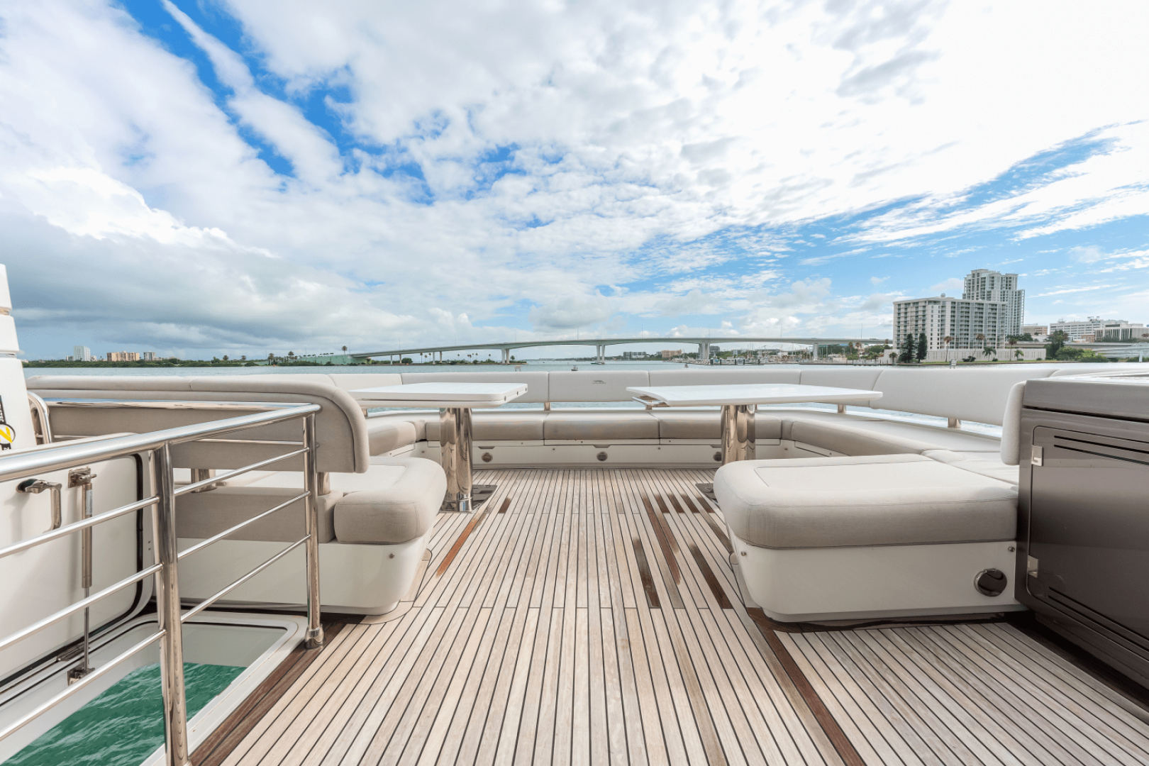 Slide: The Image of Galeon 800 FLY 2023 - 4509123