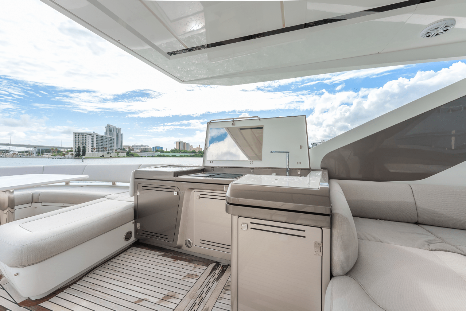 Slide: The Image of Galeon 800 FLY 2023 - 4509124