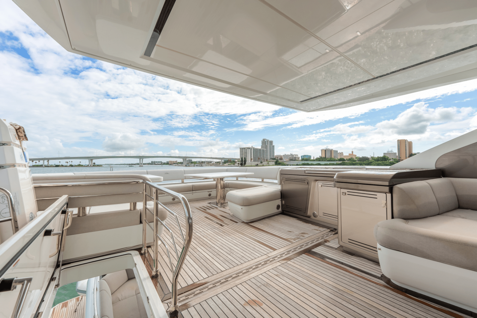Slide: The Image of Galeon 800 FLY 2023 - 4509125