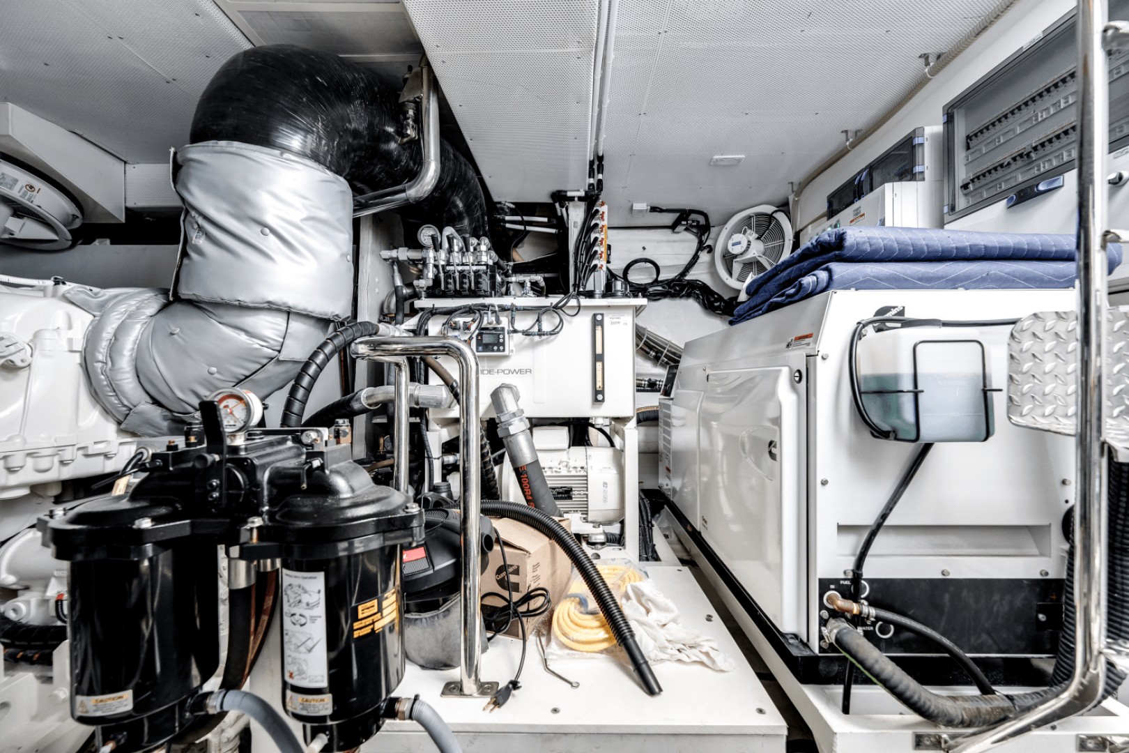 Slide: The Image of Galeon 800 FLY 2023 - 4509142