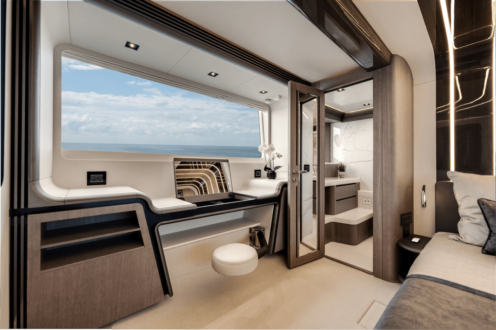 Slide: The Image of Galeon 800 FLY 2024 - 3898100
