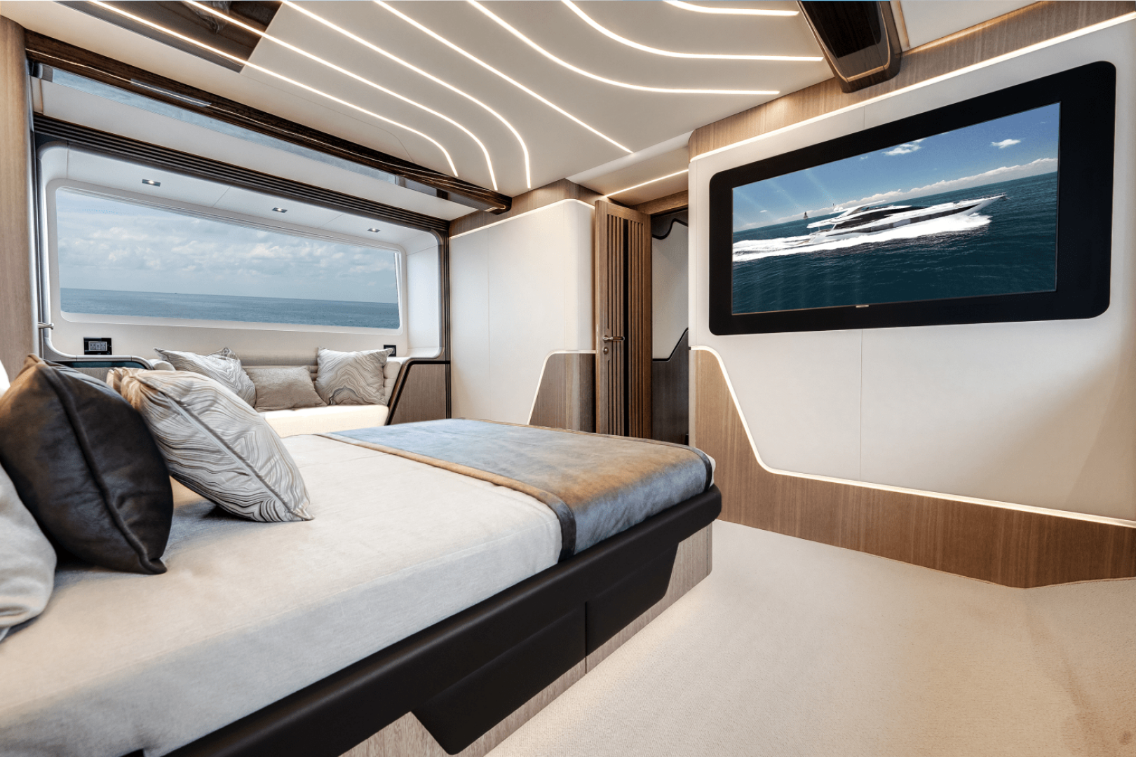 Slide: The Image of Galeon 800 FLY 2024 - 3898104