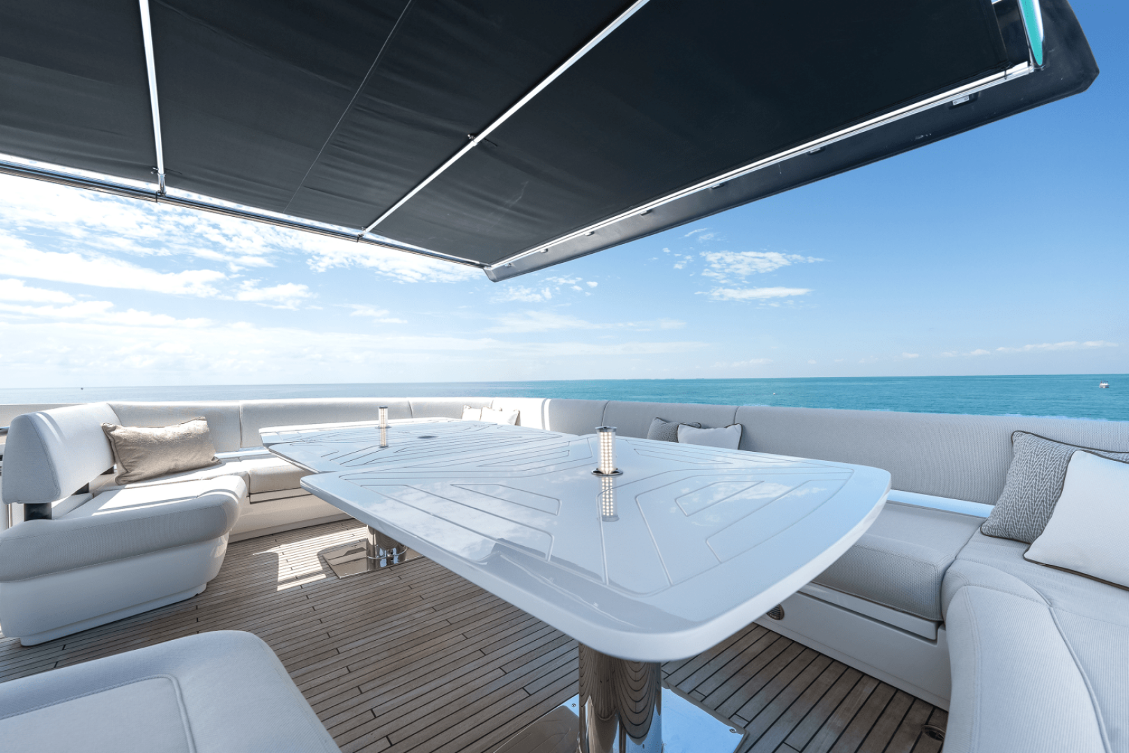 Slide: The Image of Galeon 800 FLY 2024 - 3898136