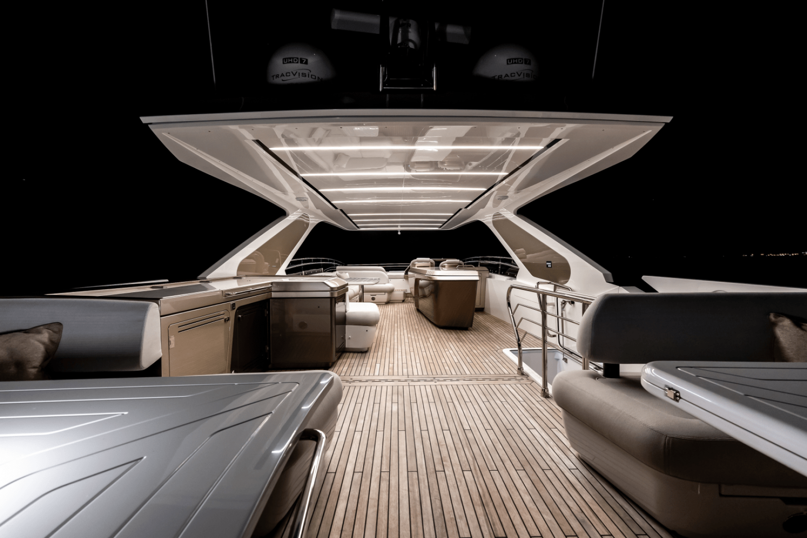 Slide: The Image of Galeon 800 FLY 2024 - 3898163