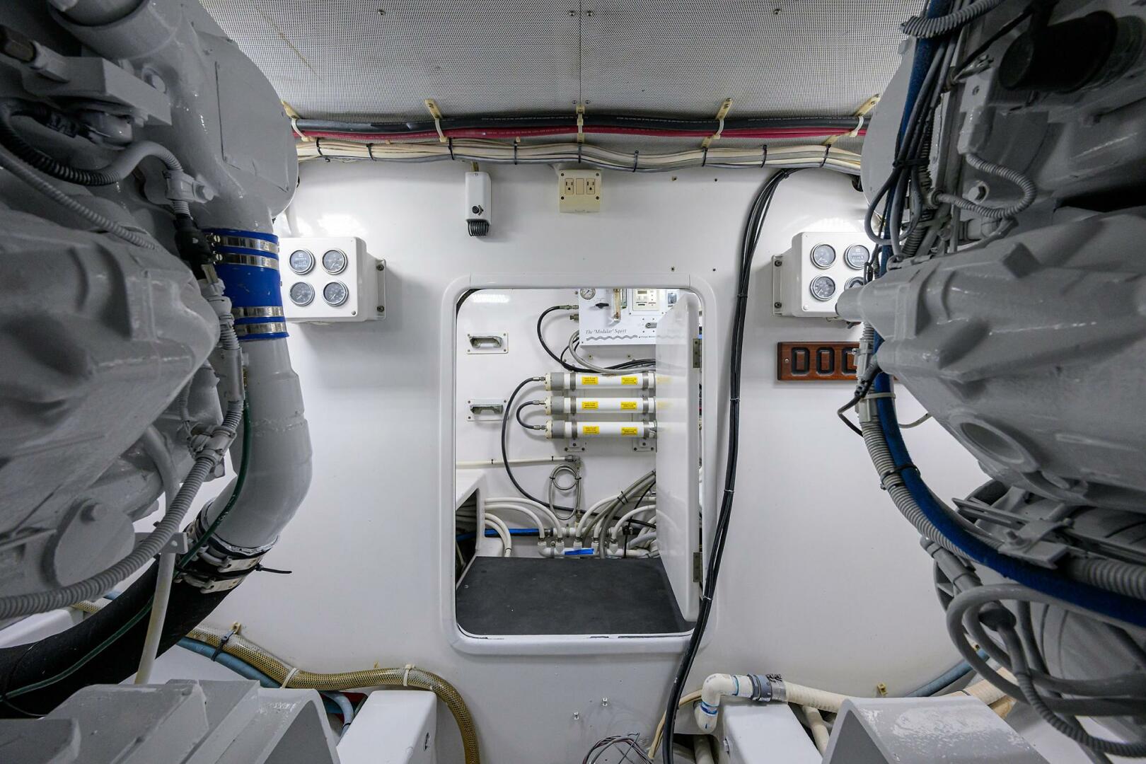 Slide: The Image of Engine Room - 5125354