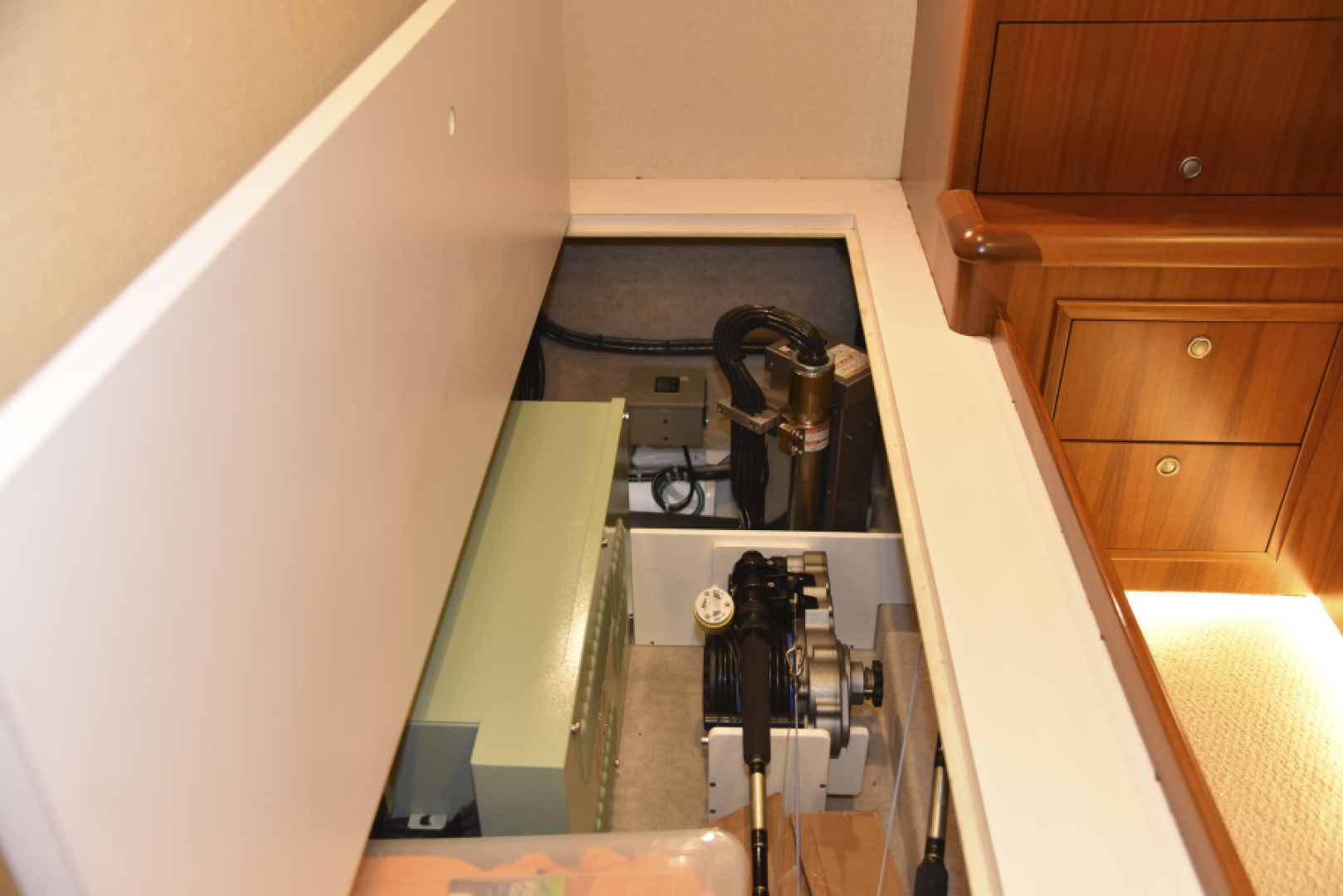 Slide: The Image of 2013 Garlington 61 Convertible - Sonar Hoist - 3930957