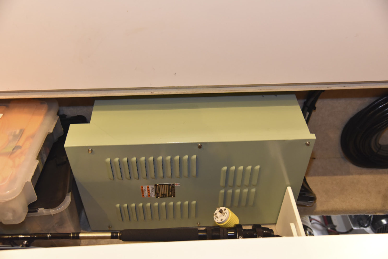 Slide: The Image of 2013 Garlington 61 Convertible - Sonar - 3930960