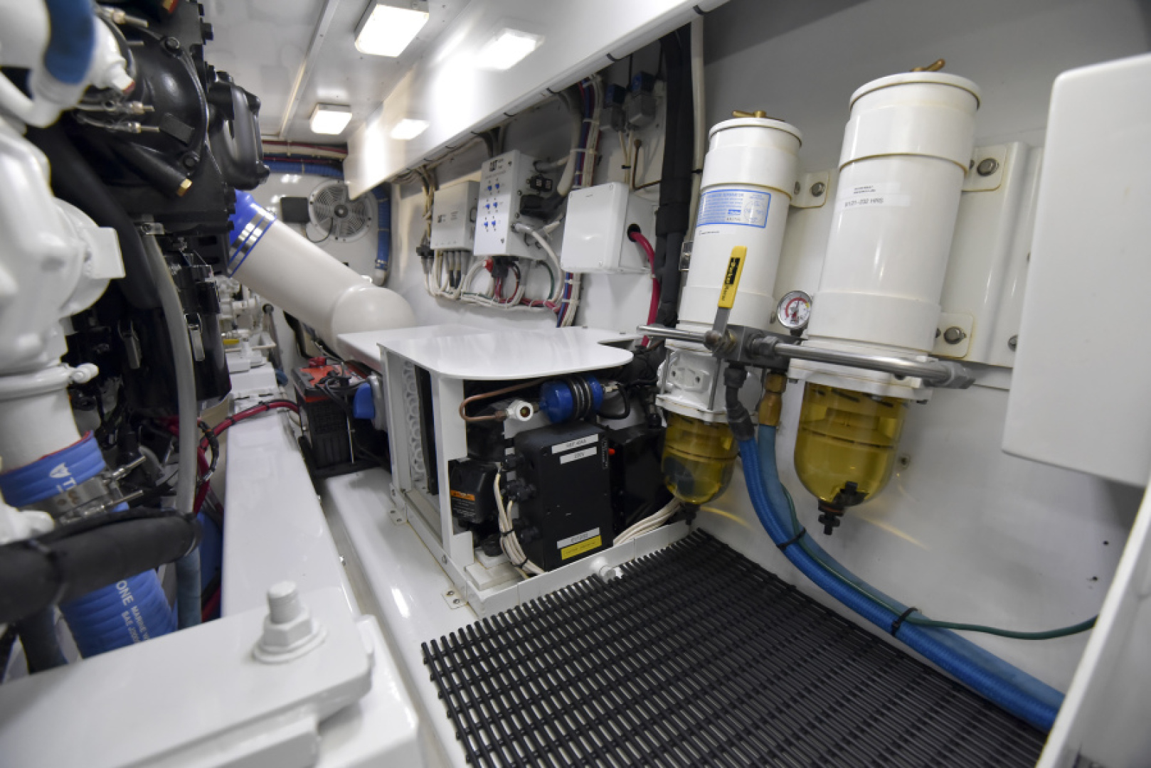 Slide: The Image of 2013 Garlington 61 Convertible - Engine Room - 3930970