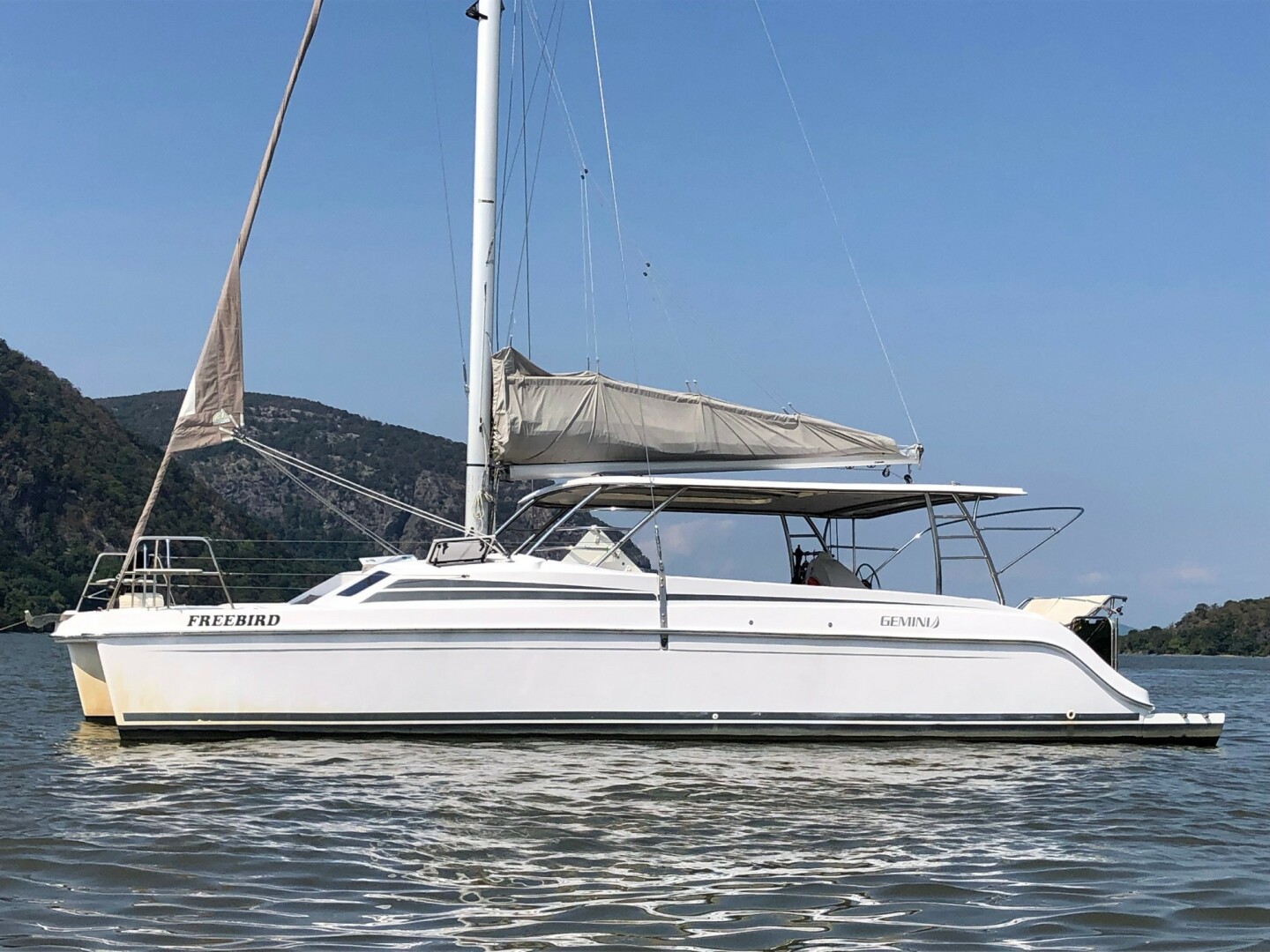 Slide: The Image of Used Sail Catamaran for sale 2016 Gemini Freestyle 37 - VASCO - 4895144