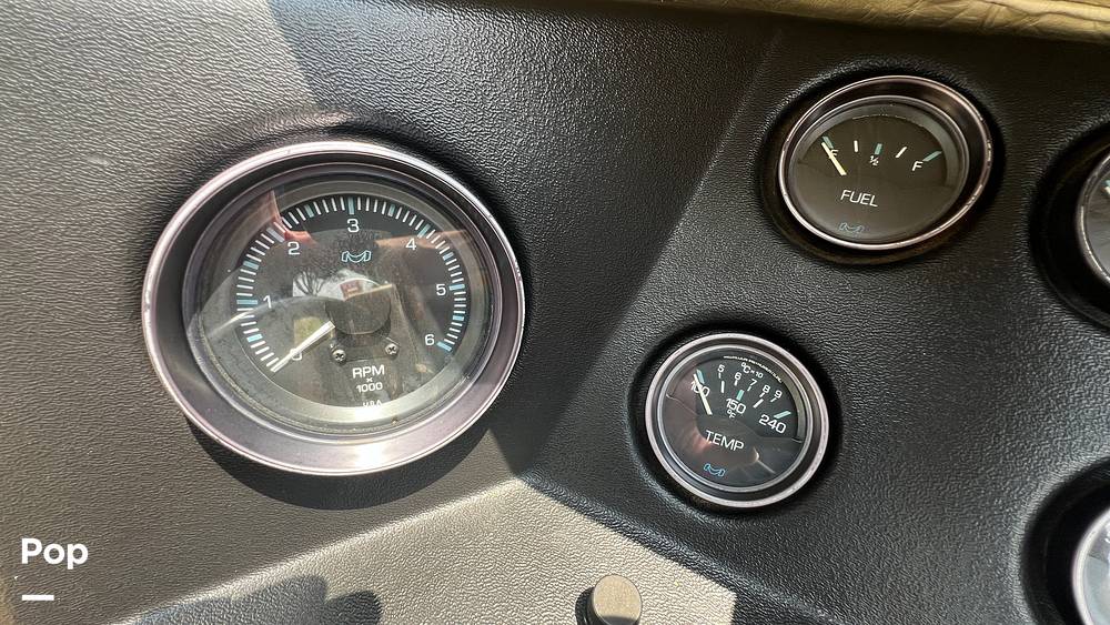 Slide: The Image of Tachometer, Temp, Fuel - 15470909