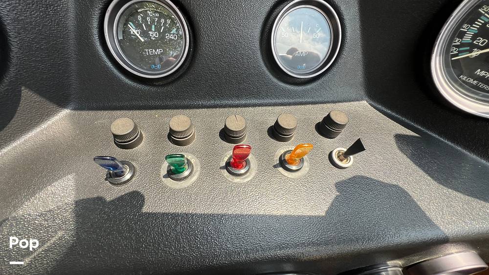 Slide: The Image of Accessory Switches - 15470911