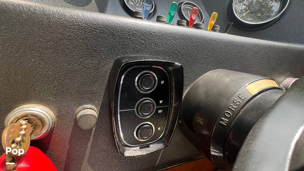 Slide: The Image of Power Trim &amp; Tilt - 15470913