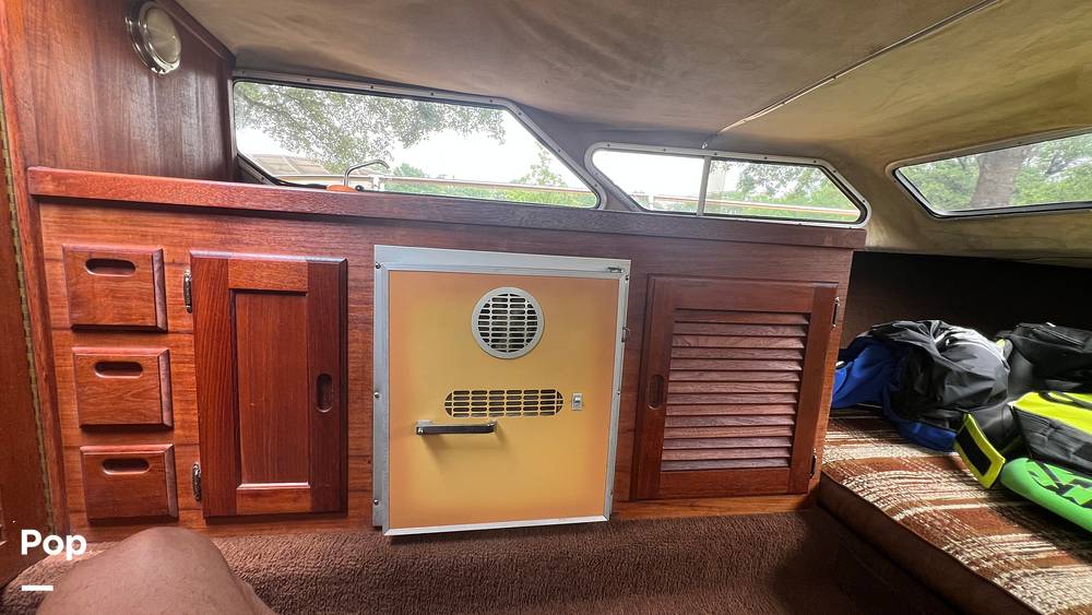 Slide: The Image of Galley, Sink, Mini-fridge - 15470922