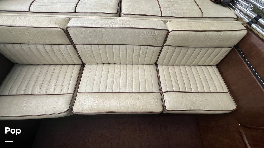 Slide: The Image of Transom Seating - 15470946