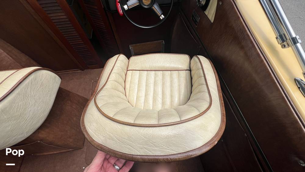 Slide: The Image of Captains Chair - 15470975