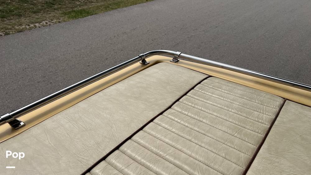 Slide: The Image of Engine Compartment - 15471033