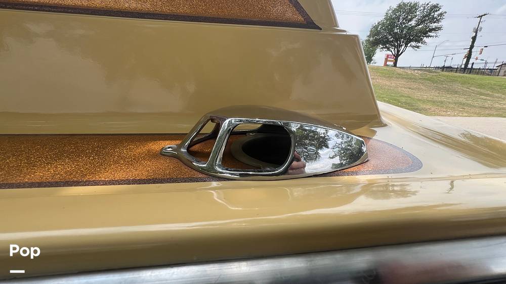 Slide: The Image of Exhaust Port - 15471054