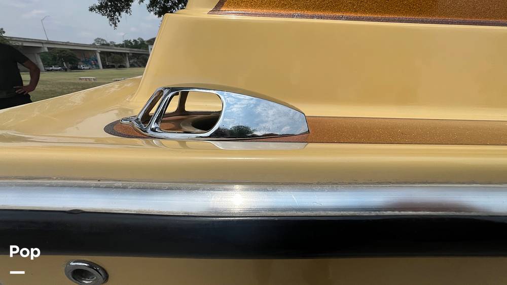 Slide: The Image of Exhaust Port - 15471055