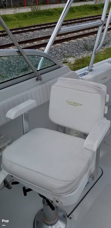 Slide: The Image of Glacier Bay 2640 Renegade 2002 - 15299330