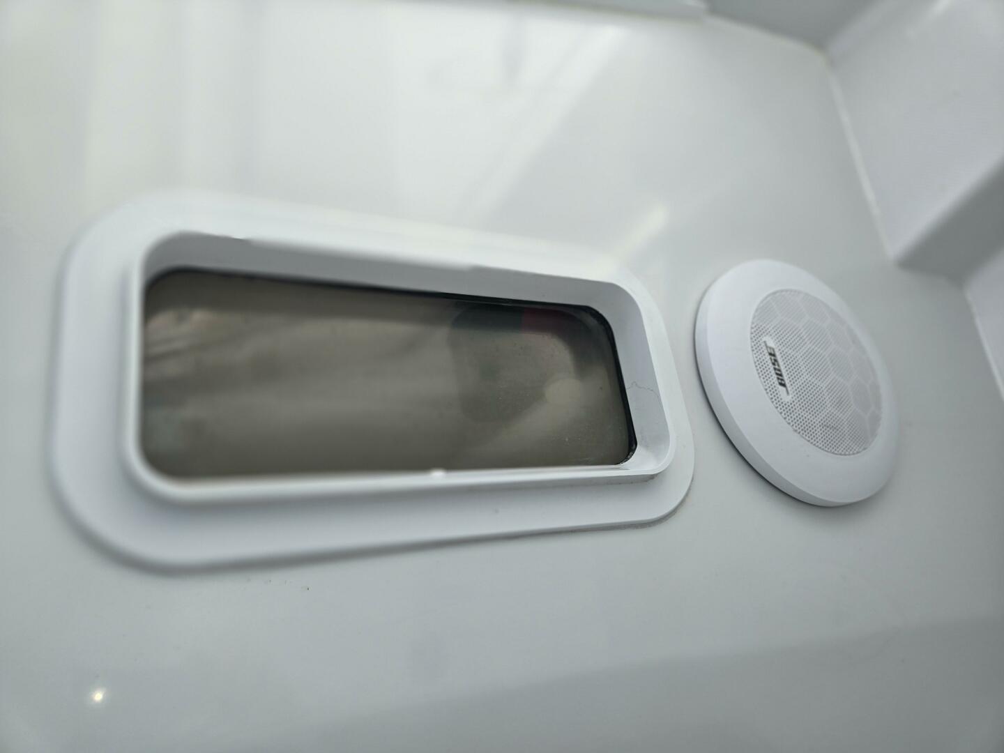 Slide: The Image of Glacier Bay 2640 SX Renegade Catamaran 2005 - 5475480