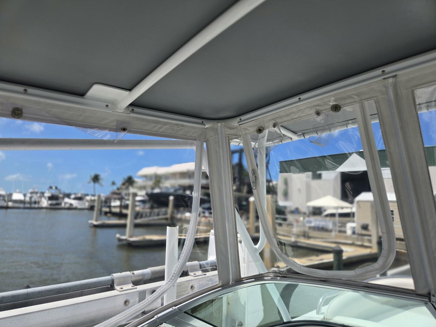 Slide: The Image of Glacier Bay 2640 SX Renegade Catamaran 2005 - 5475489