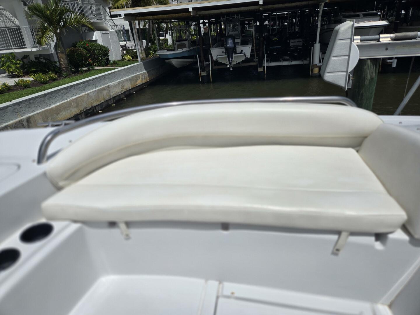 Slide: The Image of Glacier Bay 2640 SX Renegade Catamaran 2005 - 5475501