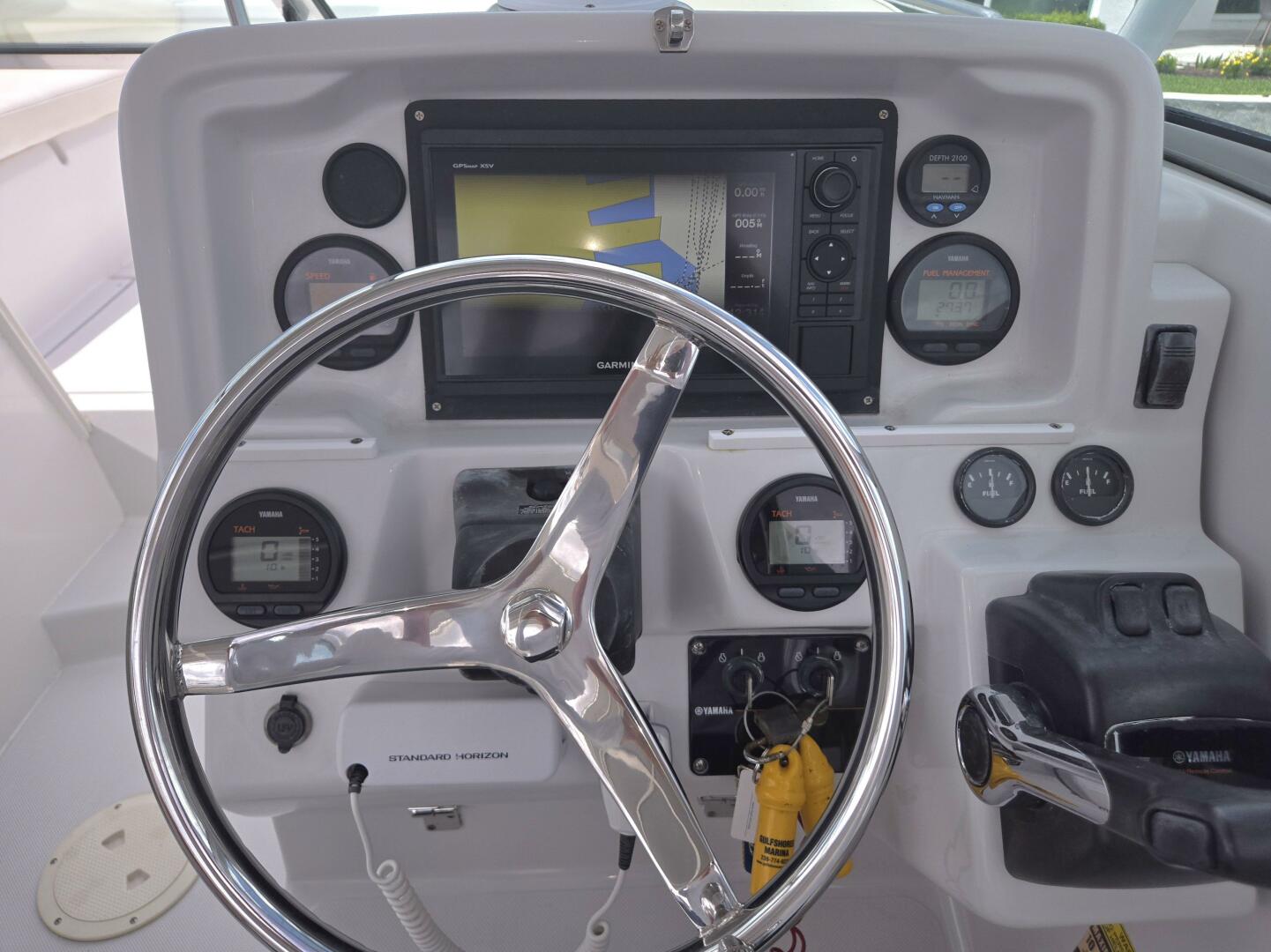 Slide: The Image of Glacier Bay 2640 SX Renegade Catamaran 2005 - 5475509