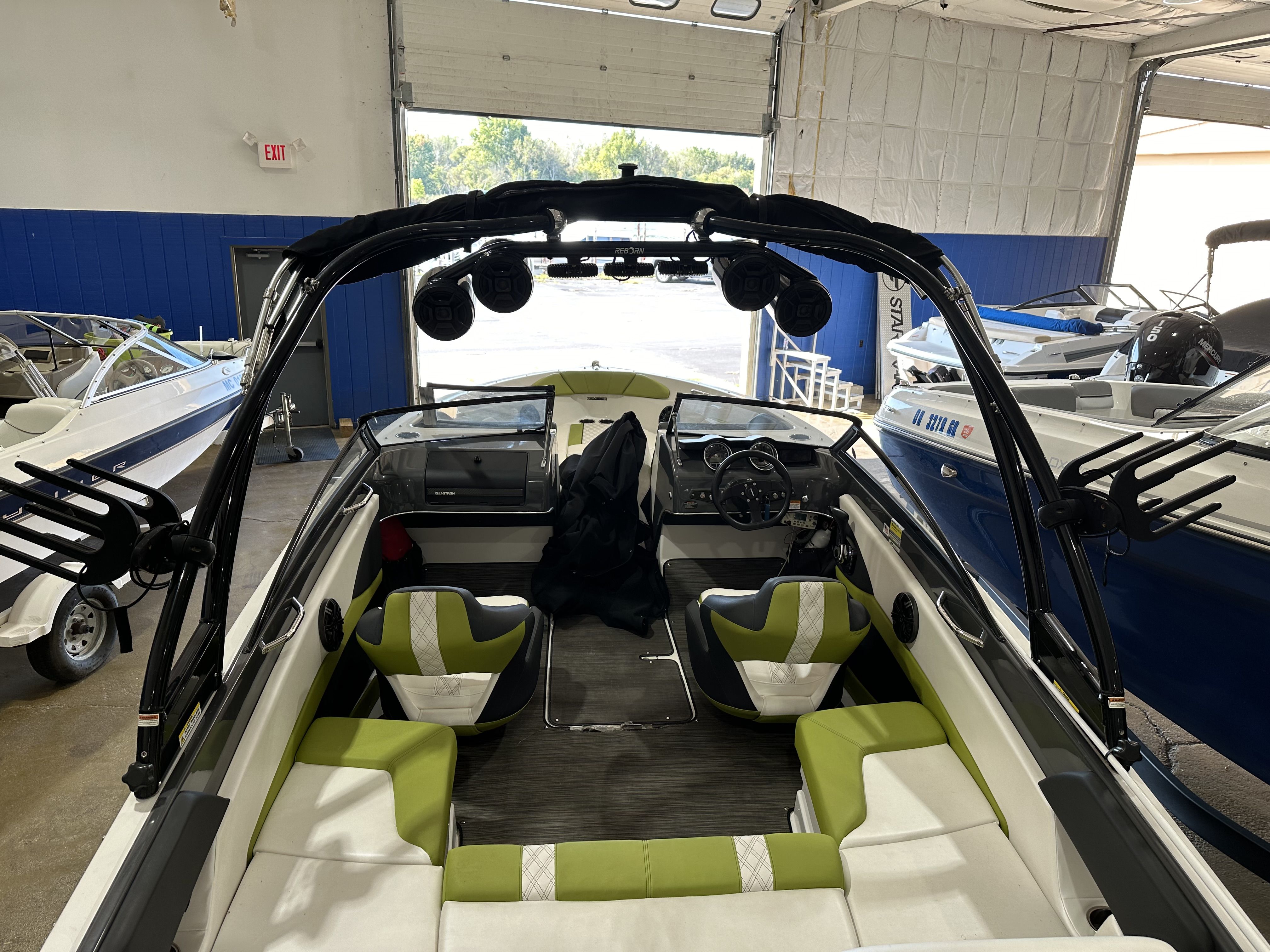 Slide: The Image of Glastron 207 GTS 2018 - 14