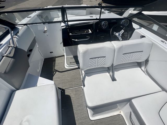 Slide: The Image of Glastron 245 GTD 2022 - 15