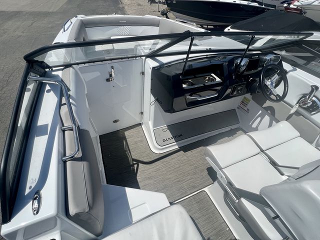 Slide: The Image of Glastron 245 GTD 2022 - 16