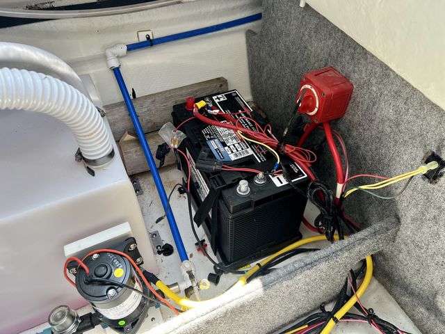 Slide: The Image of Glastron 245 GTD 2022 - 27