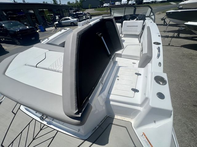 Slide: The Image of Glastron 245 GTD 2022 - 5