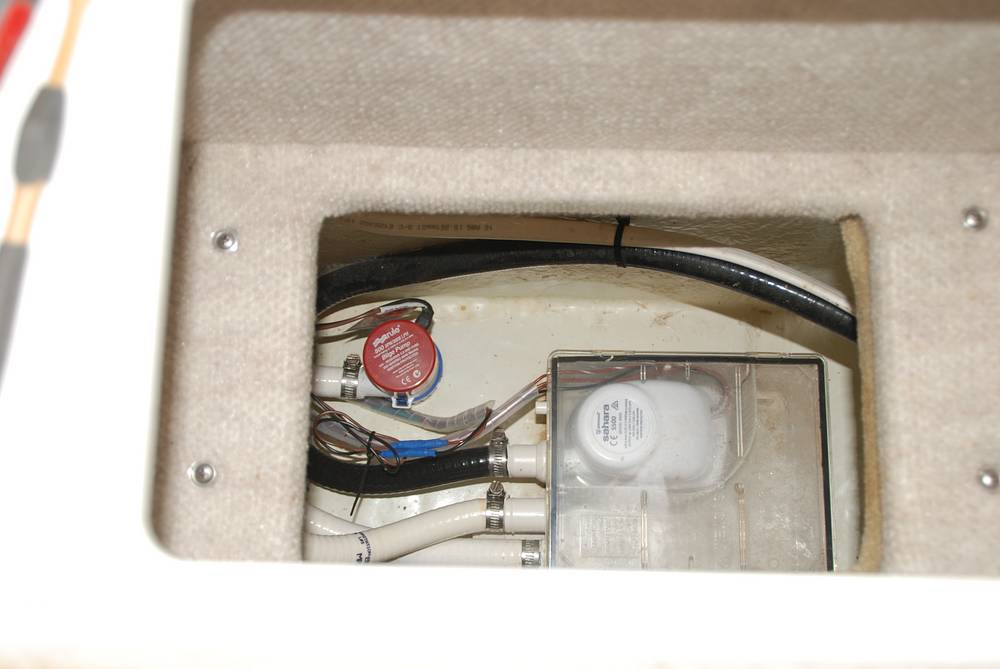 Slide: The Image of Glastron GS289 2014 - 104