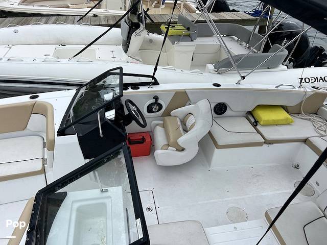 Slide: The Image of Glastron GTD 220 2022 - 14197083