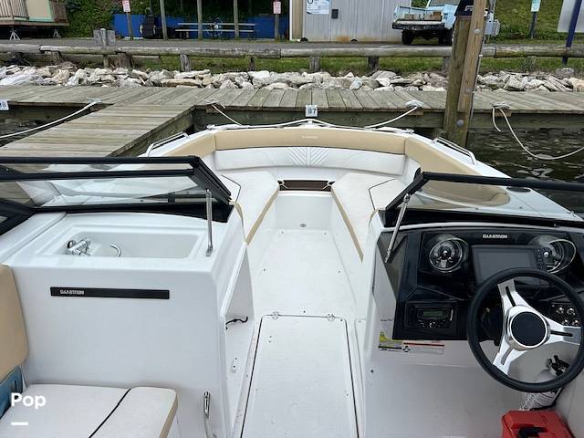 Slide: The Image of Glastron GTD 220 2022 - 14197084